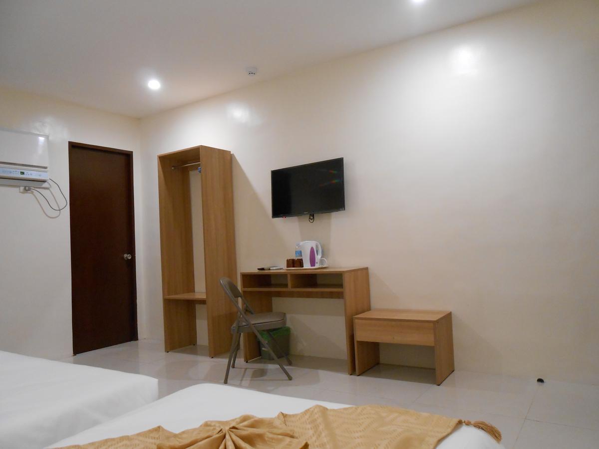 Rublin Hotel Cebu Buitenkant foto