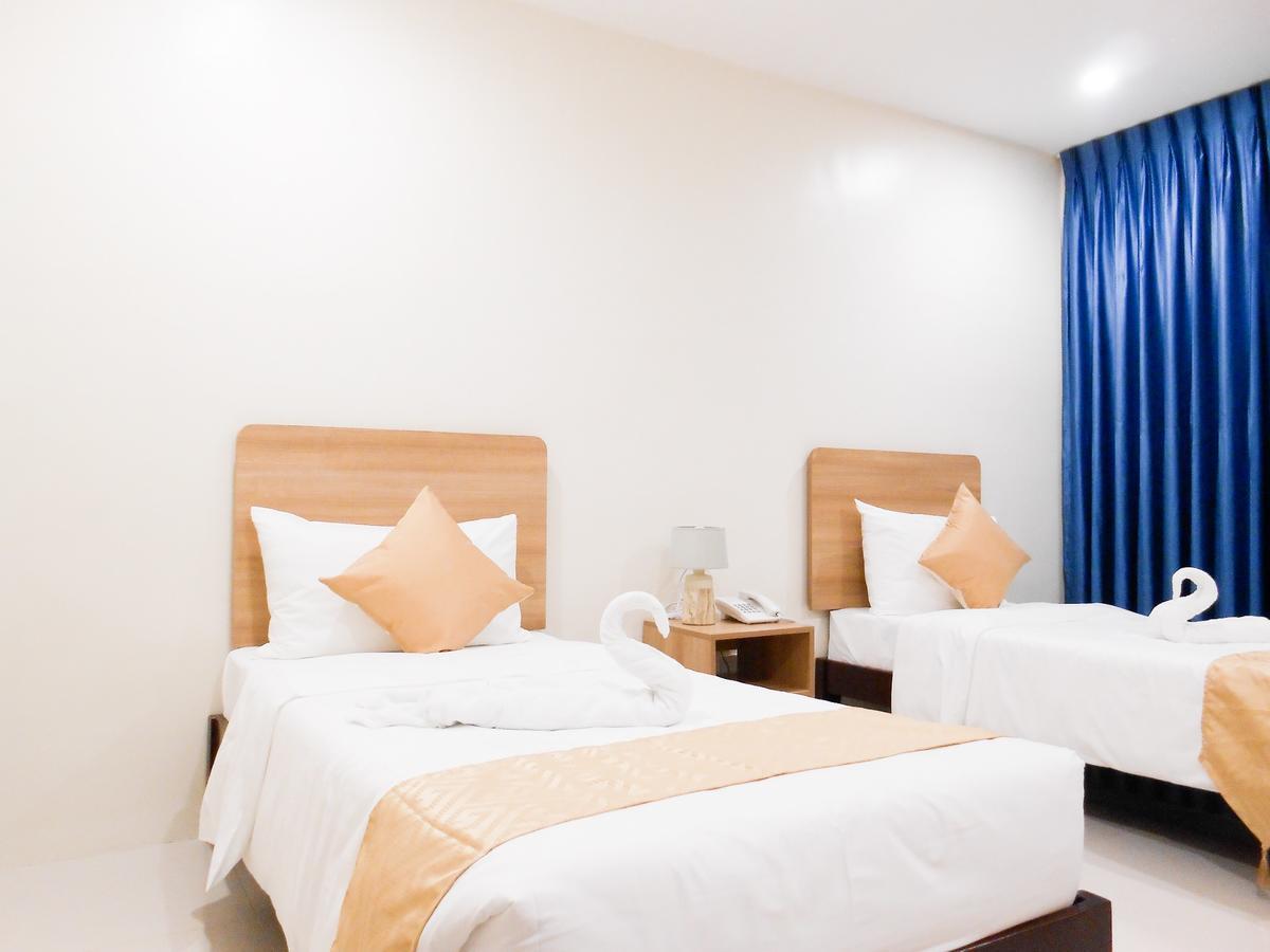 Rublin Hotel Cebu Buitenkant foto